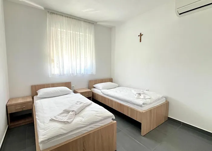 House Of The Flame Of Medjugorie Panzió